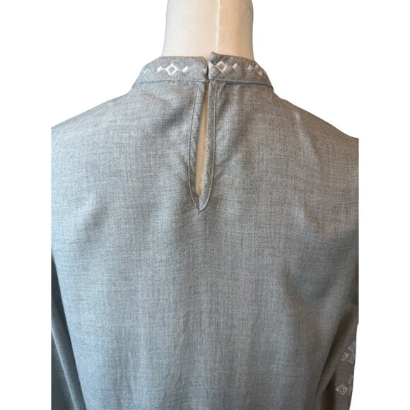 2/$25 ZARA Gray Medium Embroidered Dainty Long Sleeve Blouse - Picture 9 of 14